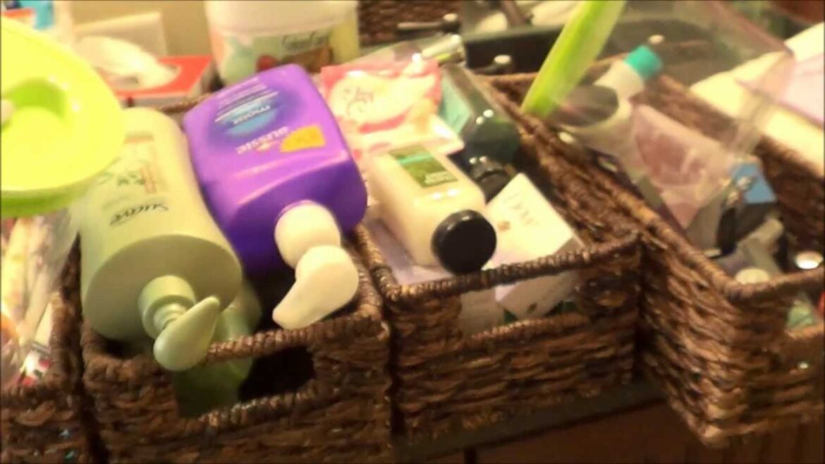 Declutter, Organize, Minimize!! (Master Bath)