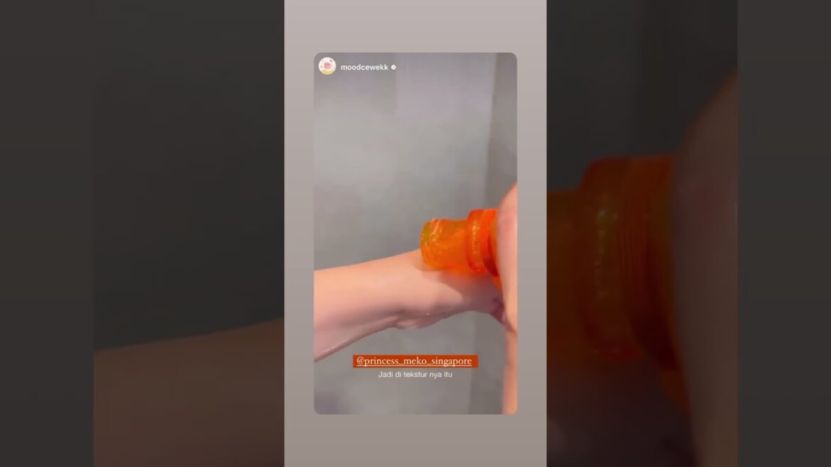 Kamu sudah pakai belum? Kiku Rich Perfume Shower Gel , wanginya gak ketulungan.