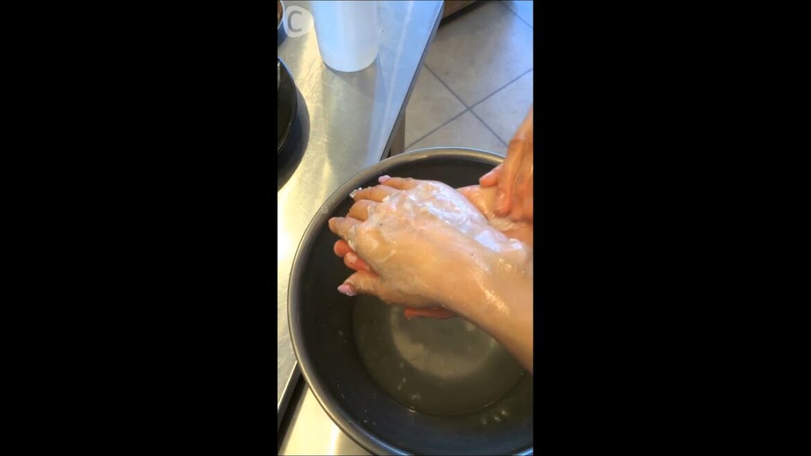 C CHANNEL LUSHで日本限定アイテムをチェック Mai C CHANNEL LUSHで日本限定アイテムをチェック Mai