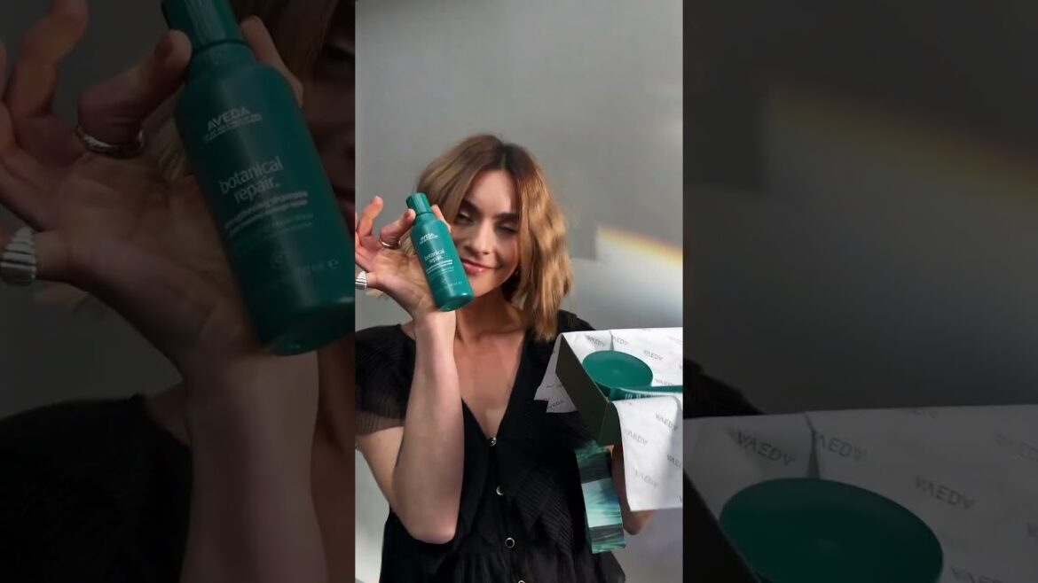 Grab a Botanical Repair Strengthening Essentials Gift Set Today | Aveda