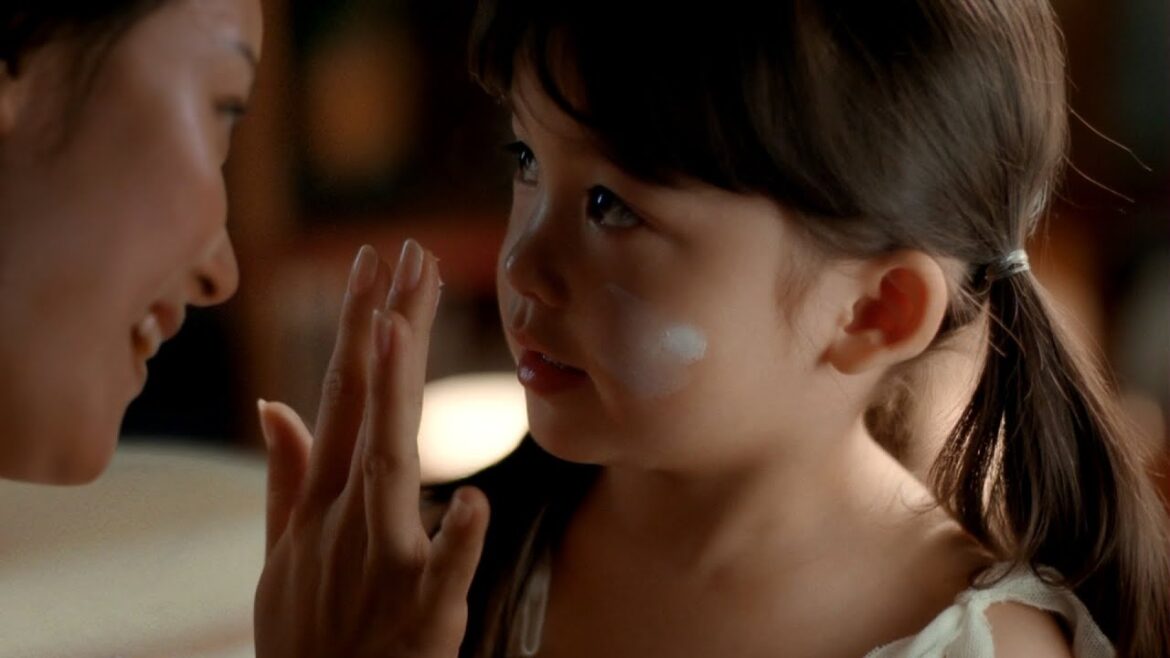 NIVEA Creme CM 「一生の素肌に」篇 30秒