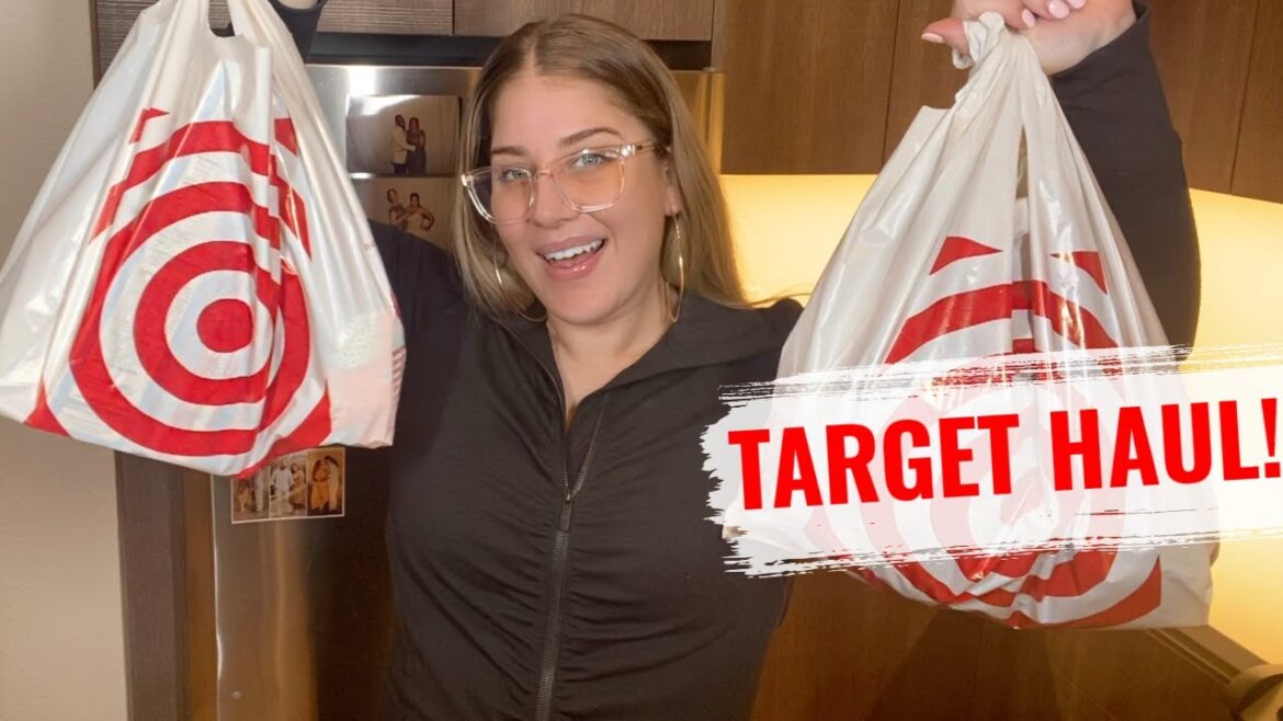 HUGE TARGET HAUL//ACTIVEWEAR, BODY CARE & MORE! HUGE TARGET HAUL//ACTIVEWEAR, BODY CARE & MORE!