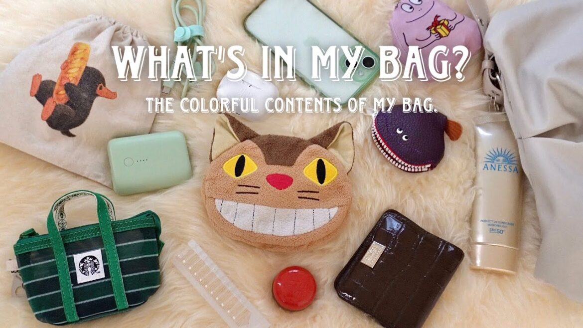 [ what's in my bag? ] カラフルな小物が詰まった私のバッグの中身👜🌈 ｜ENG