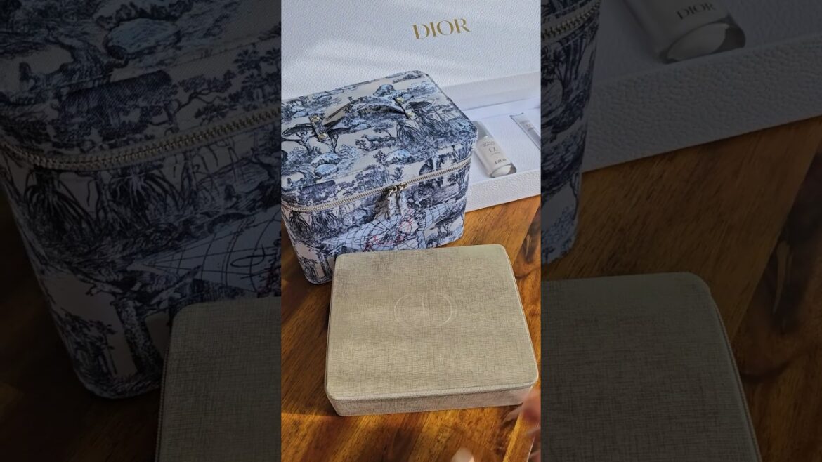FREE DIOR VANITY CASE GIFT #dior #diorbeauty #diorpromocode #diorgift