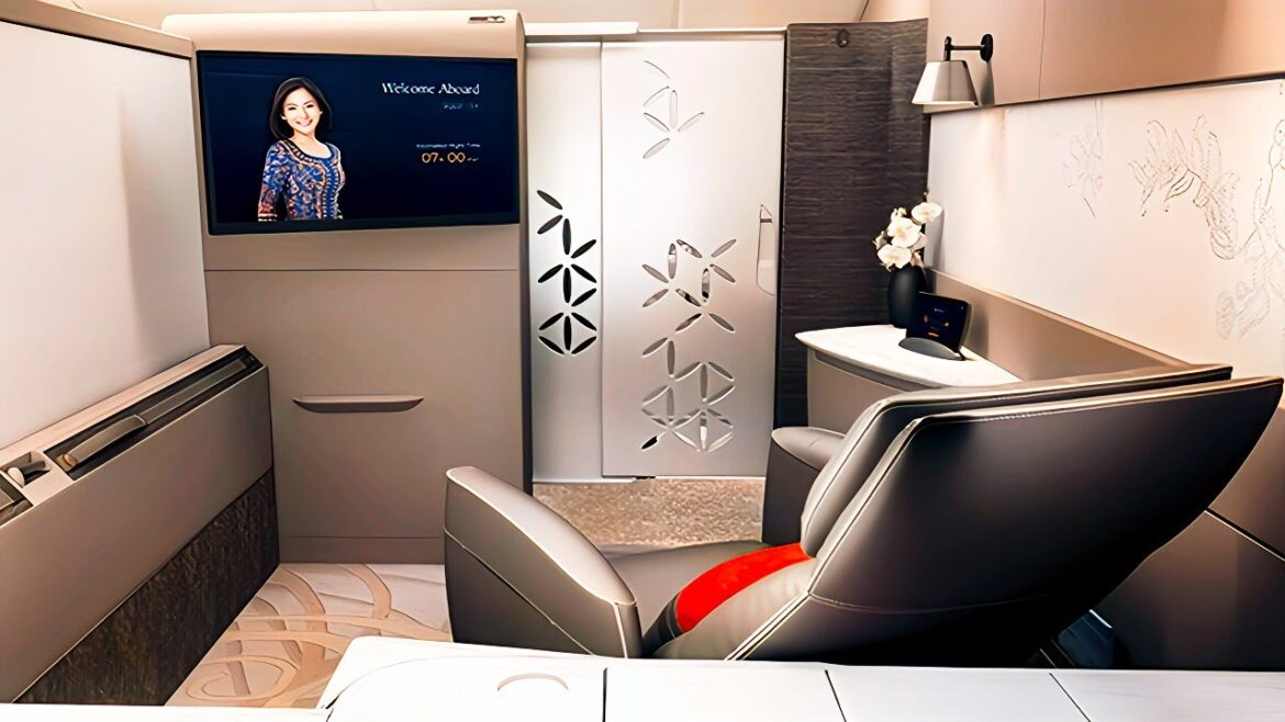 Singapore Airlines A380 First Class Suites - $2715 Cheap Route (Flight Review)