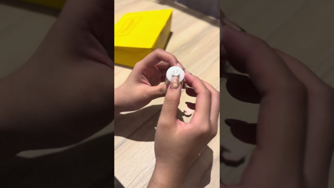 Yolo ASMR Unboxing L’OCCITANE Hand Cream #loccitane #asmrsounds #unboxingvideo #promotion #products Yolo ASMR Unboxing L’OCCITANE Hand Cream #loccitane #asmrsounds #unboxingvideo #promotion #products