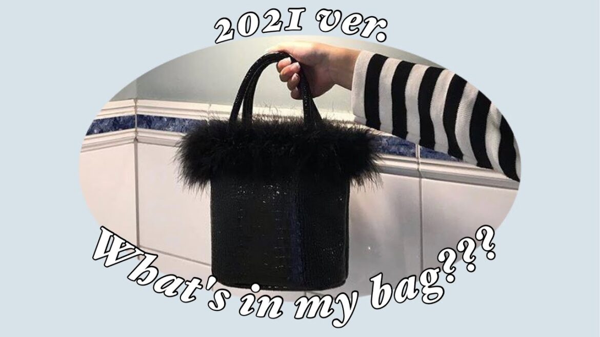What’s in my bag???カバンの中身紹介🧳 What’s in my bag???カバンの中身紹介🧳