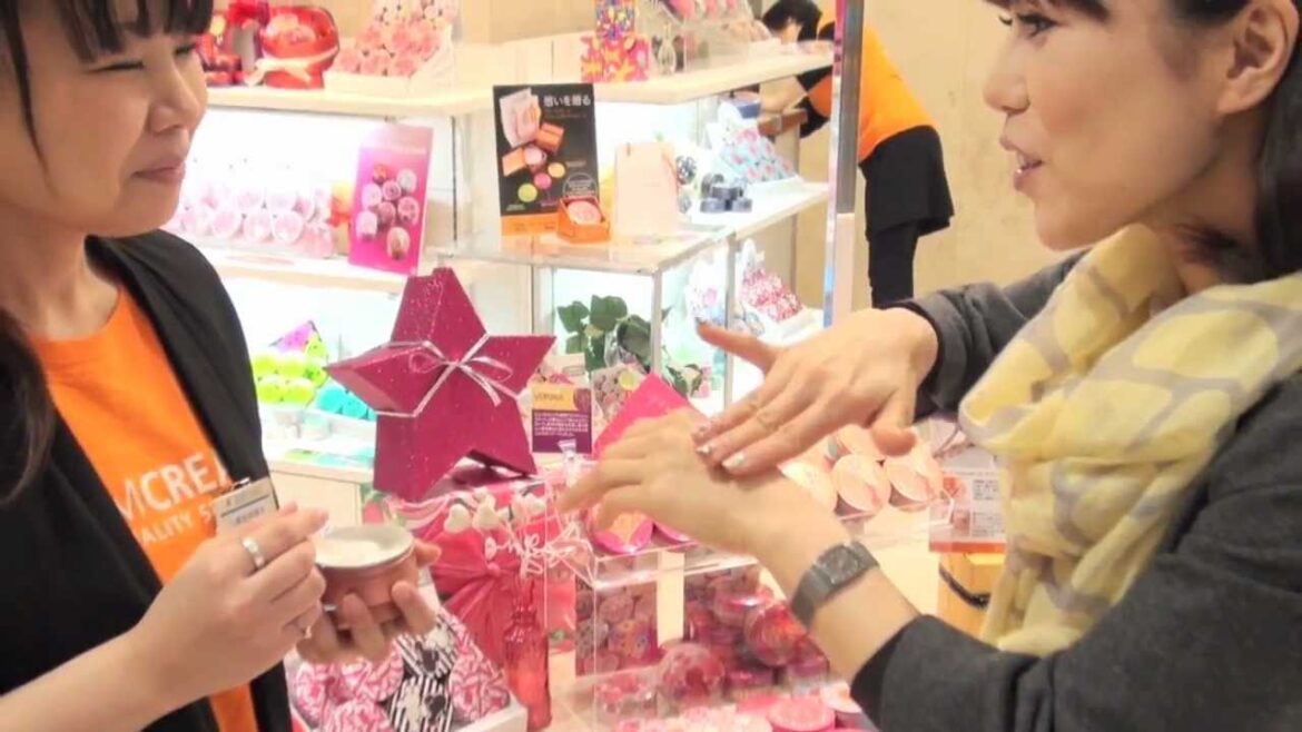 ２月１９日（火）までの期間限定ショップ ＜スチームクリーム＞