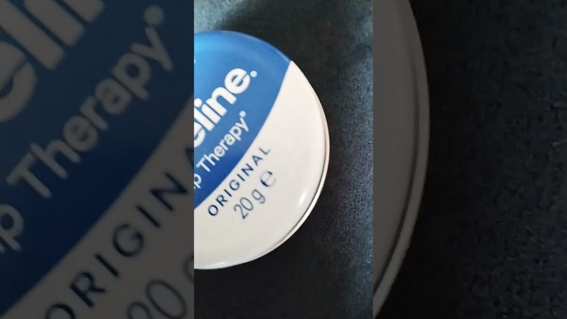 Vaseline original flavour 🩷🩷🩵🩵
