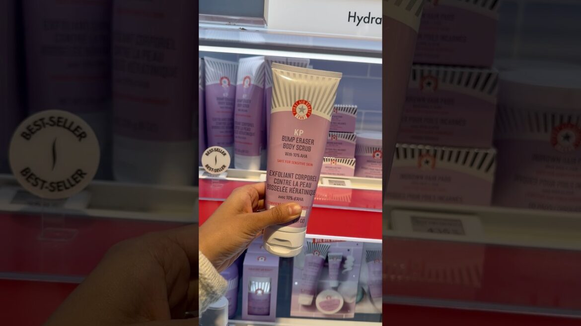 First aid beauty body scrub with 10% AHA #SHORTS First aid beauty body scrub with 10% AHA #SHORTS