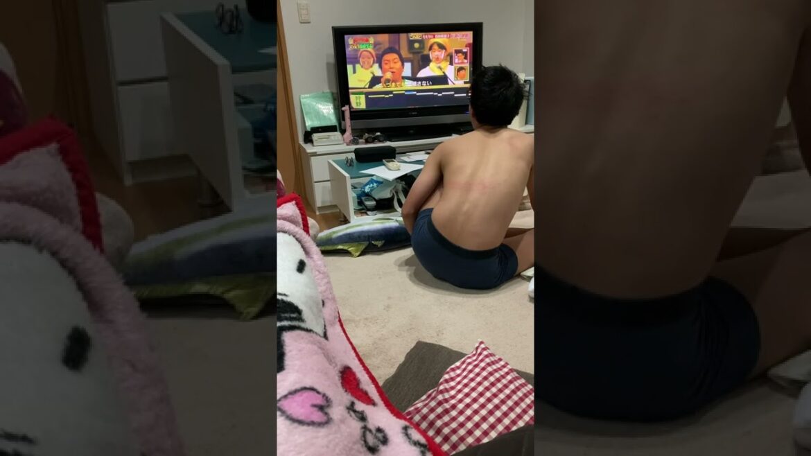 お風呂から上がっても、なかなかパジャマを着ない息子。「風邪ひくよ！」って、何度言っても反応なし。#思春期#中学生#子育て#教育#反抗期