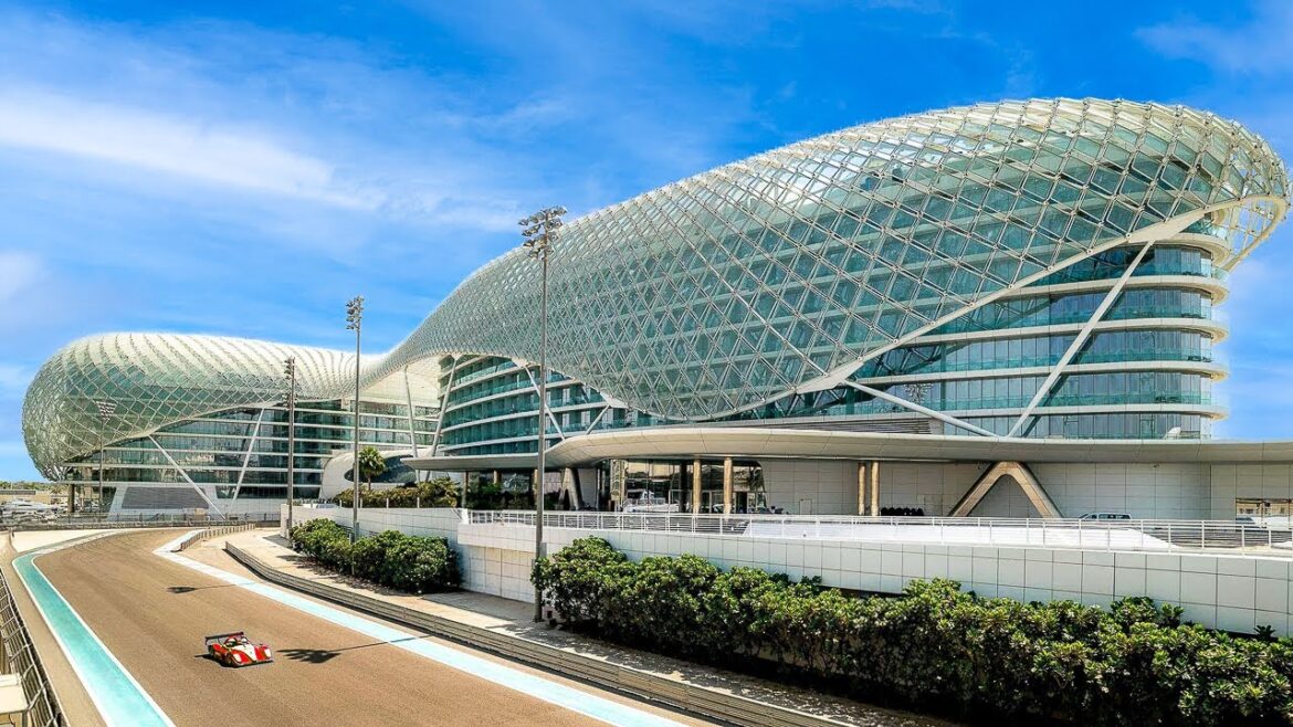 W Abu Dhabi, Yas Island, World’s Only Hotel Over a Formula 1 Track (4K Full Tour) W Abu Dhabi, Yas Island, World's Only Hotel Over a Formula 1 Track (4K Full Tour)