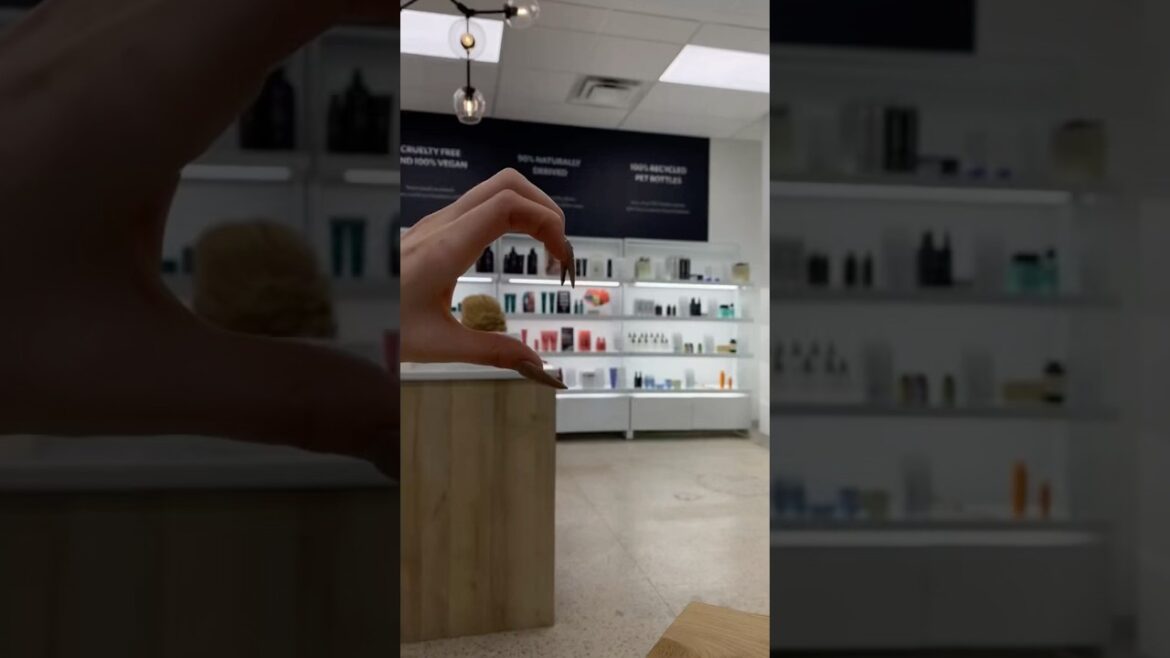 Have you tried the NEW Botanical Repair Pre-Shampoo Treatment? #avedahair #hairschool #aveda