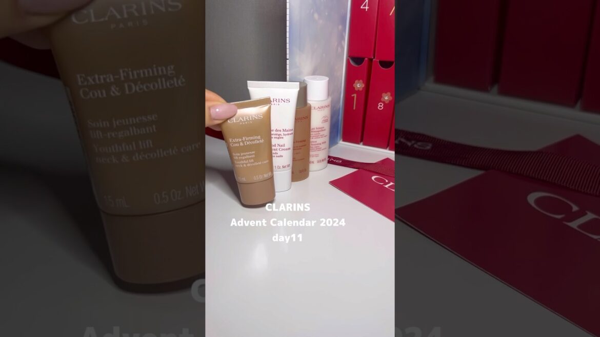 day11 #asmr #clarins #adventcalendar #bodyfit #active #bodycare #beauty #asmrsounds #shorts