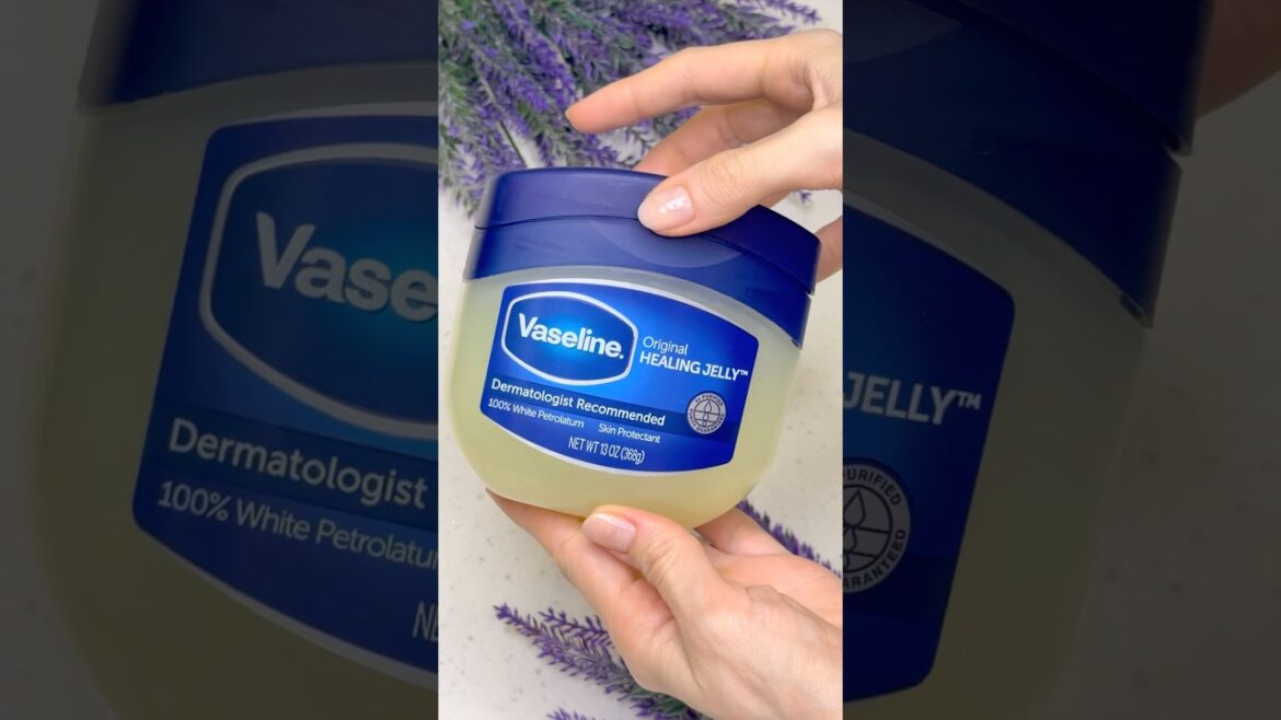 At 65 and no more wrinkles! Vaseline and Jojoba Oil Anti Aging Mask #WrinkleRemoval At 65 and no more wrinkles! Vaseline and Jojoba Oil Anti Aging Mask #WrinkleRemoval