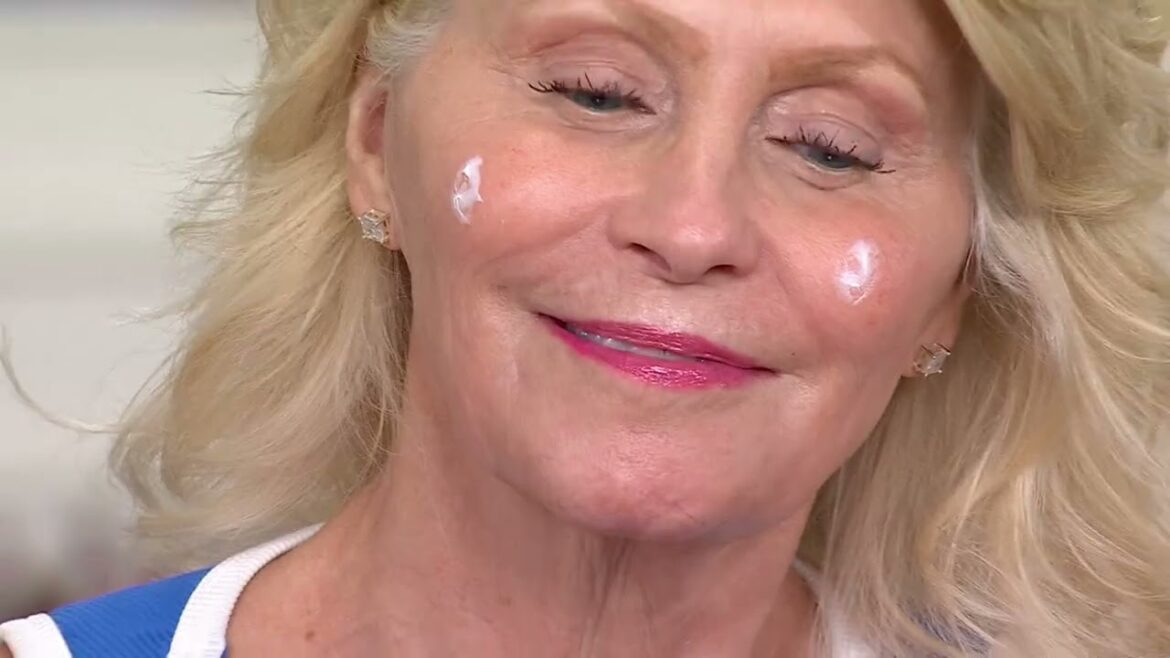 First Aid Beauty Holiday Edition 2-oz Ultra Repair Cream Trio on QVC