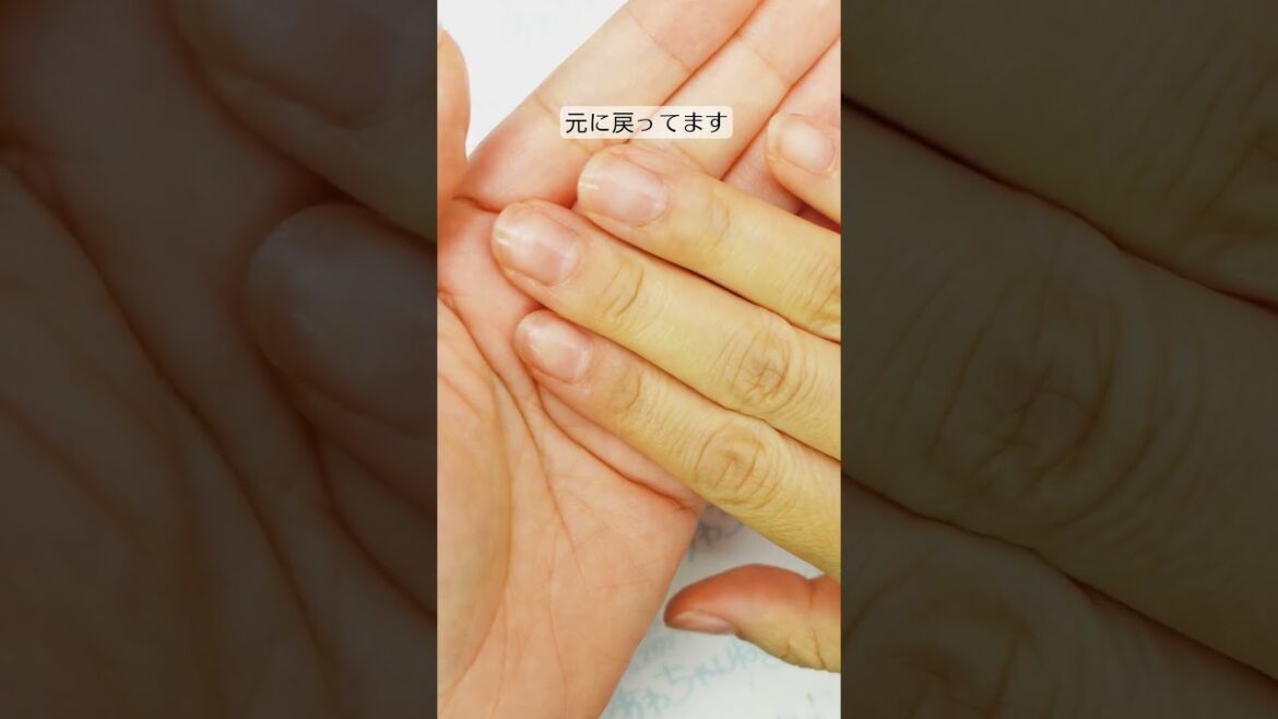 【爪の黄ばみ】大丈夫、落ちます。 #セルフネイル #shorts #short