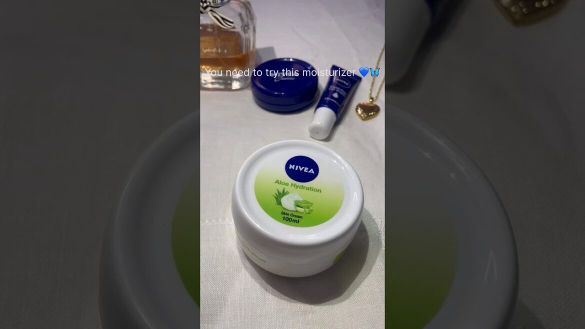 @niveaindia aloe hydration cream💕#cream #ashortaday #ytshorts #youtubeshorts #nivea #lana #short