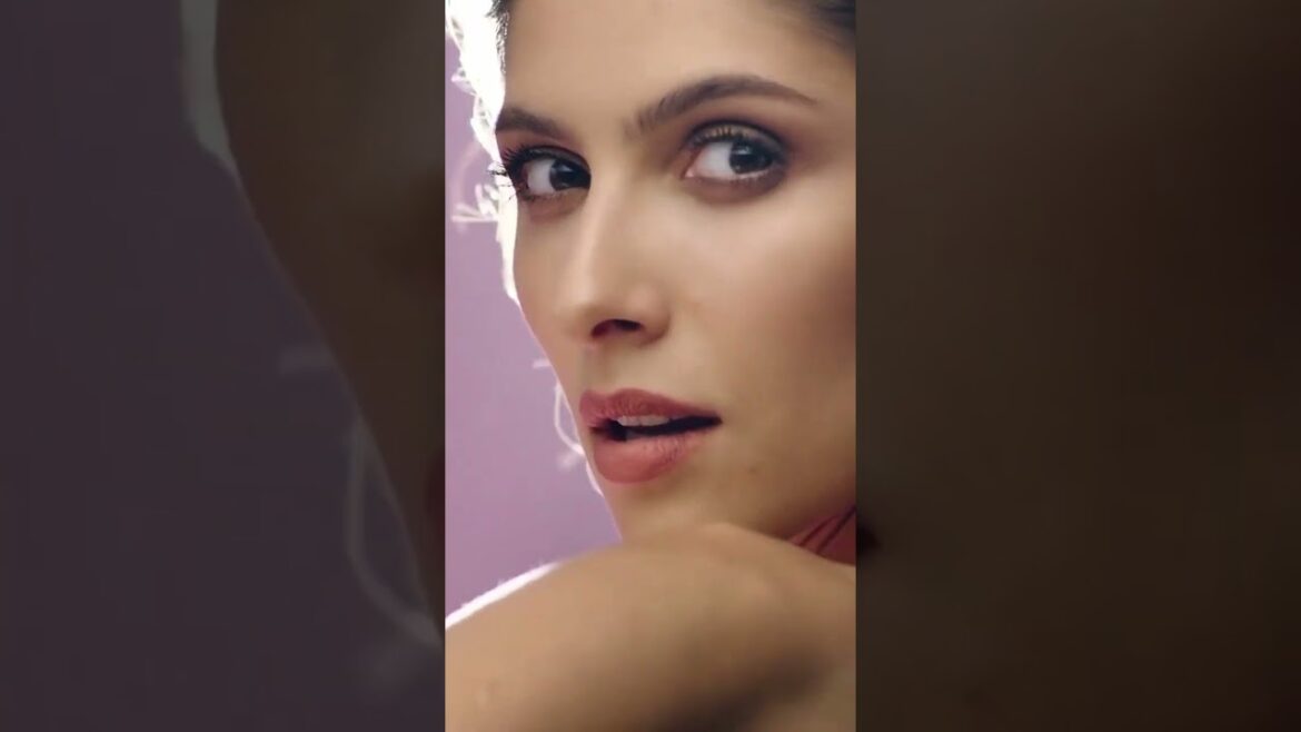 【ショート動画】シャンプー「Rose Shine Shampoo」CMサンプル"Shampoo "Rose Shine Shampoo" Sample Commercial