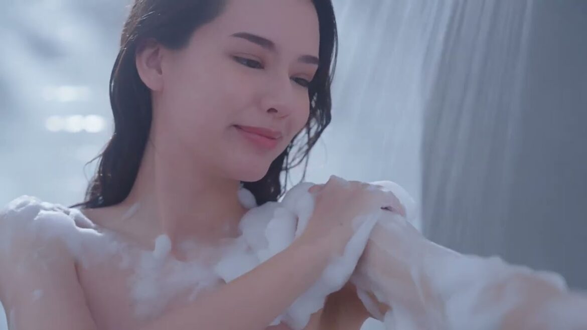 香り特化型ボディーソープ 「Lujoso(ルフォ)」 イメージムービー 30秒ver. 香り特化型ボディーソープ 「Lujoso(ルフォ)」 イメージムービー 30秒ver.