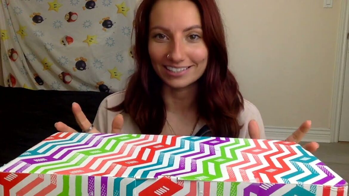 The Secret Unboxing: LUSH Stop Shower Time Revealed