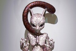 展覧会「ポケモン×工芸展ー美とわざの大発見ー」青森で、ミュウツーやリザードンなど工芸作品約90点