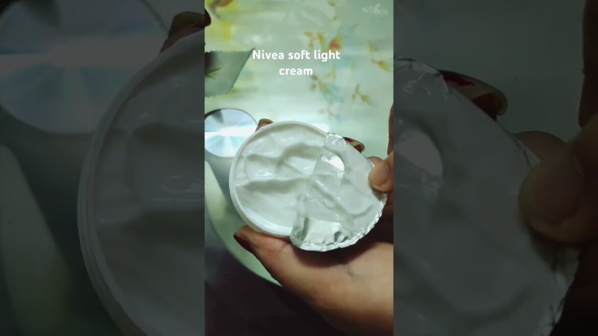 "Say goodbye to dry skin with Nivea Soft Moisturizing Cream! #NiveaSoft #SkincareEssentials" #shorts