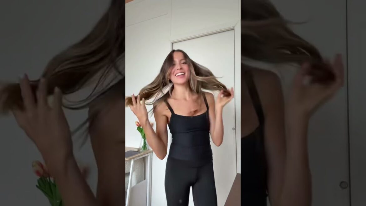 i mean it is the healthiest my hair has been in a WHILEEEE thanks to so we could really go either