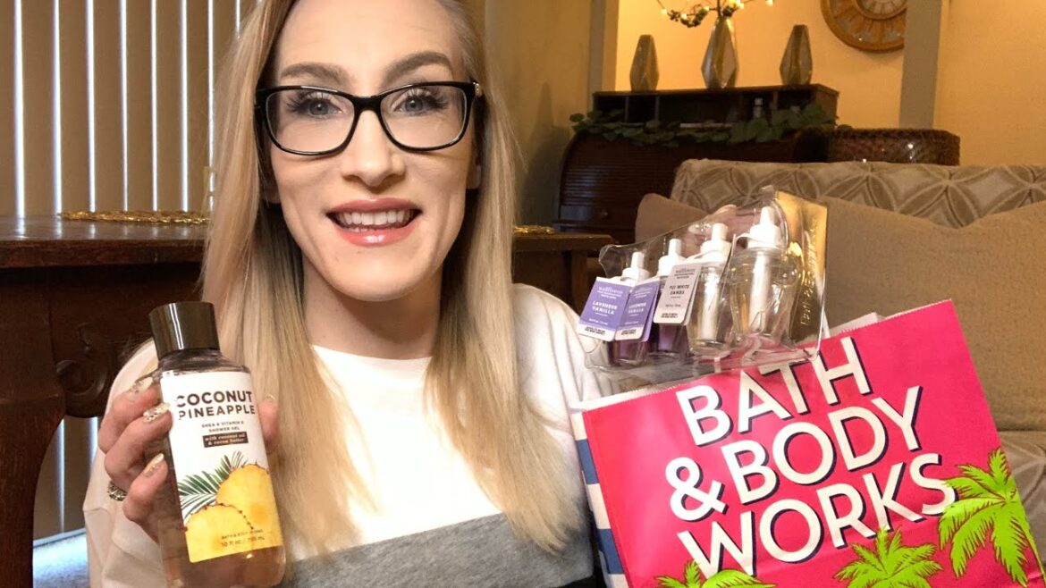 Bath & Body Works Mini Haul PT. II 🌸 | SOAPS, WALLFLOWERS & BODYCARE #Coconutpineapple #foamingsoap