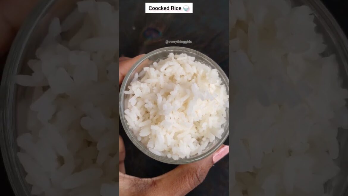 Rice hair mask to repair dry and damaged hair💞#ricemask #hairmask #hairpack #hairgrowth #shorts #1m