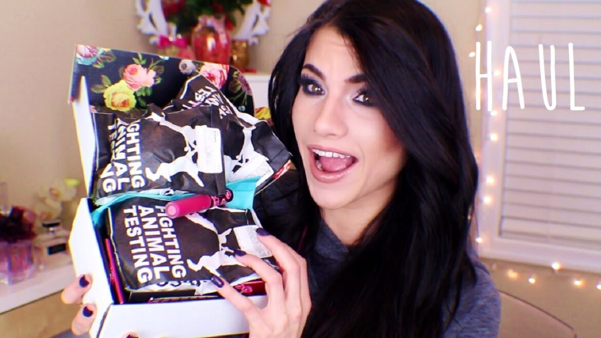 HUGE HAUL!!! Lush, Makeup Geek, Lime Crime + Healthy Snacks!