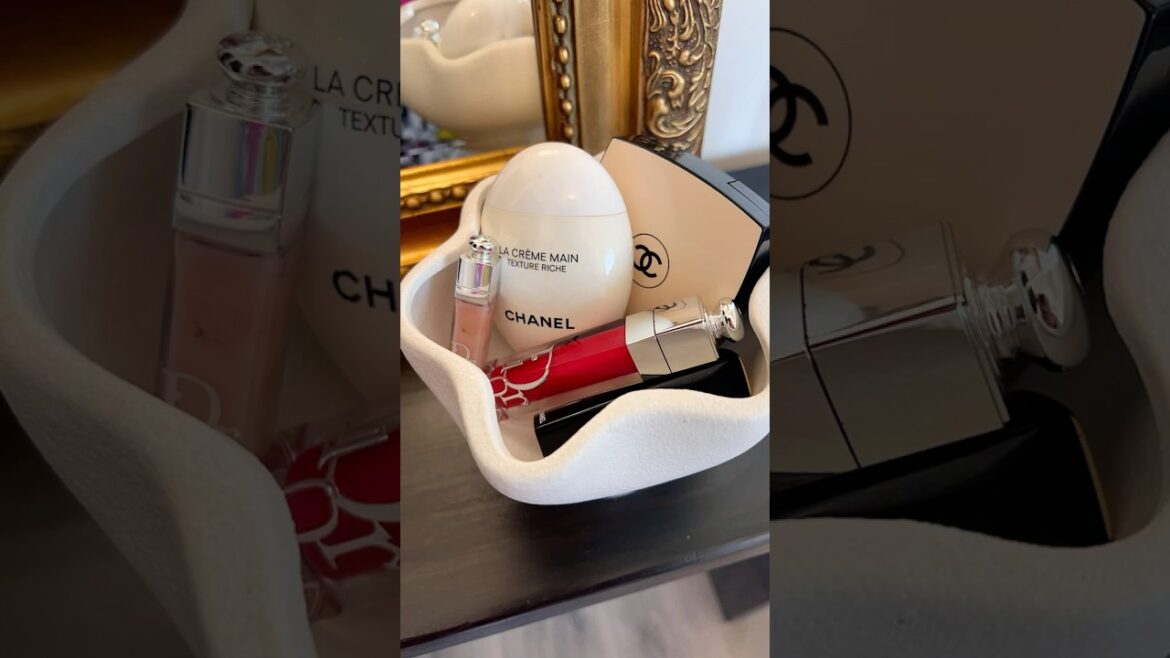 🌸🎀 ✨#ytshorts #makeupshorts #diorbeauty #chanelbeauty #esteelauder