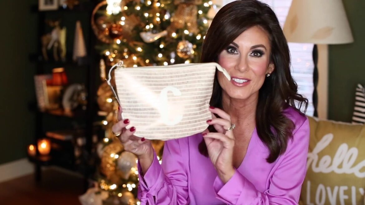 Christmas Gift Guide 2016 {$25 - $50}