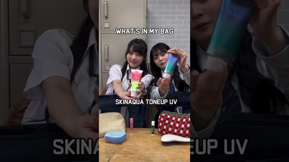 まっこんとWhat’s in my bag❤ みんなのスクバの中身もみせて～！提供商材：トーンアップUV、メンソレータムリップ#PR　#スキンアクア　#トーンアップUV　#ロートUV