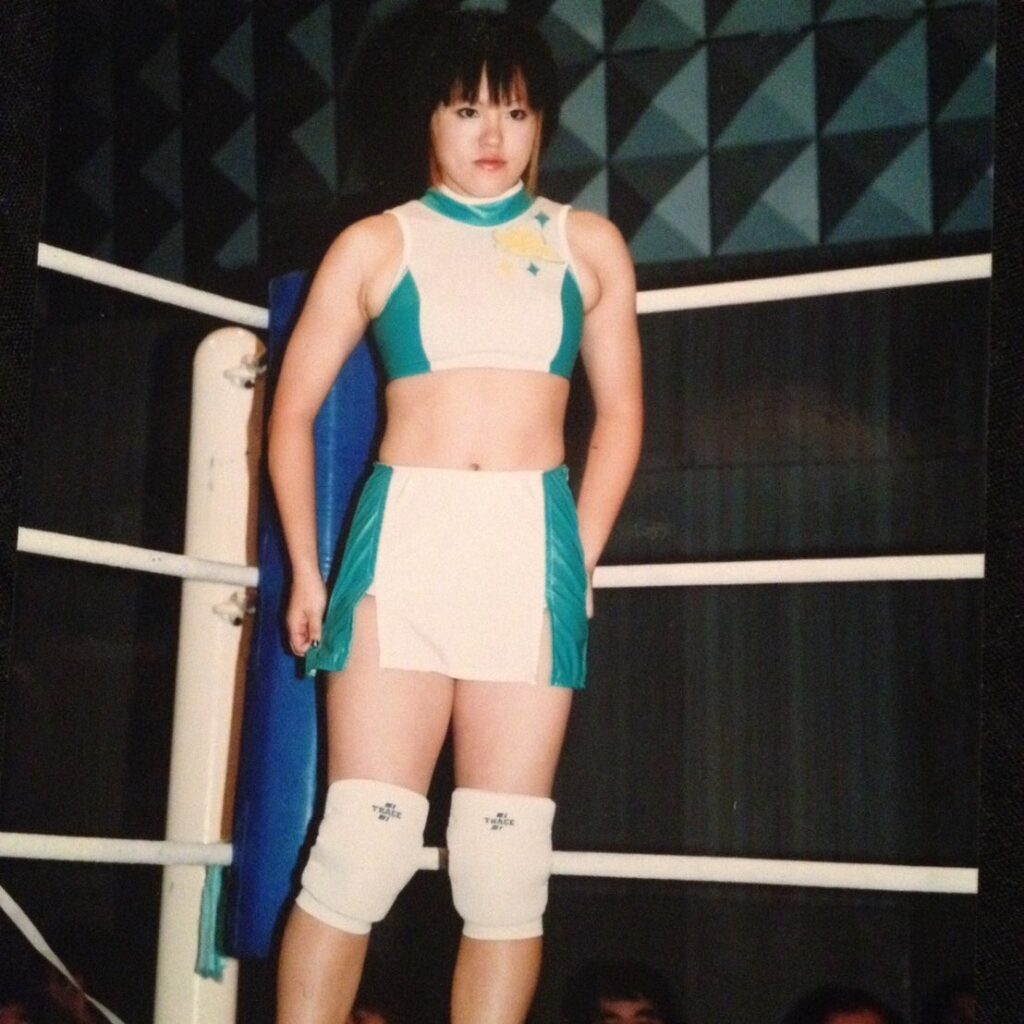 《胸の腫瘍除去でプロレスラー引退》諦めきれず格闘家に転向も腸管破裂のケガ…43歳の今も現役続行を支えた「父の言葉」