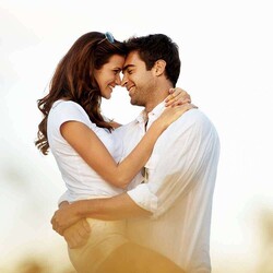 「こんな子と付き合えたらなぁ」と、男性が恋人に求める性格9パターン