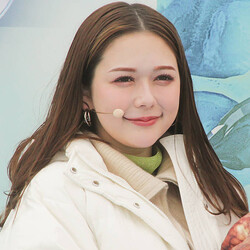 村重杏奈「女優になった気持ち」香りに魅了!ヘアケアに愛用するオイル