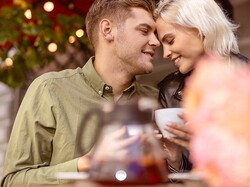 大切にされてない証拠。男性から“都合よく扱われている”という「サイン」