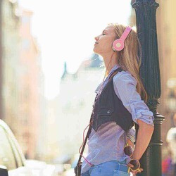 写真が消せない…元彼に未練がある女子が残してしまうもの9パターン