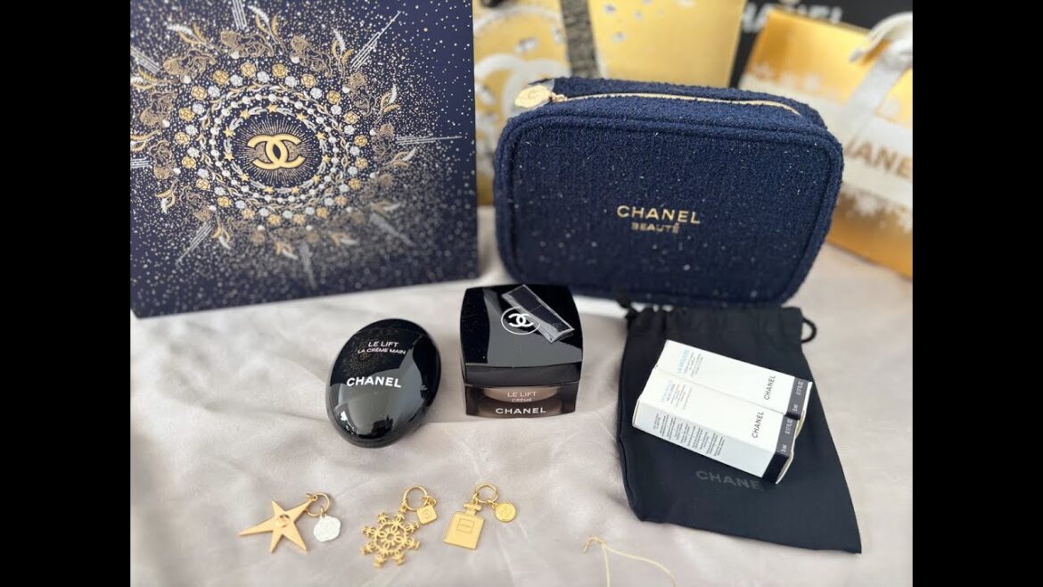 Chanel Christmas 2025 holiday beauty unboxing review #chanel #beautyproducts Chanel Christmas 2025 holiday beauty unboxing review #chanel #beautyproducts