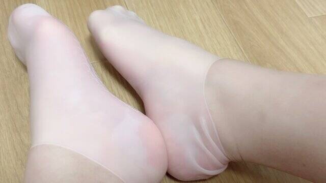 ダイソー　しっとりフットケアソックス　使用例