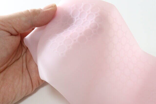 ダイソー　しっとりフットケアソックス　凹凸