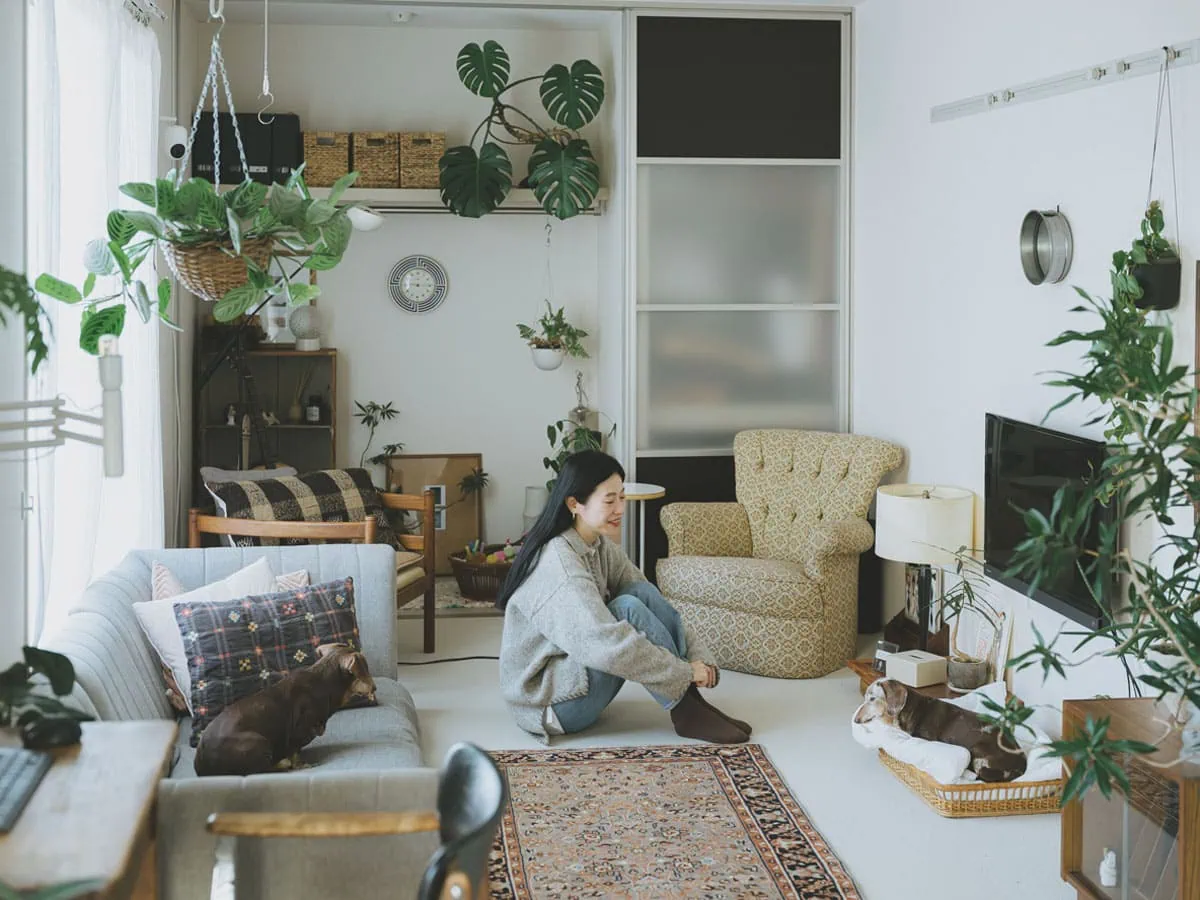 2匹の愛犬とゆったり過ごせるリビング