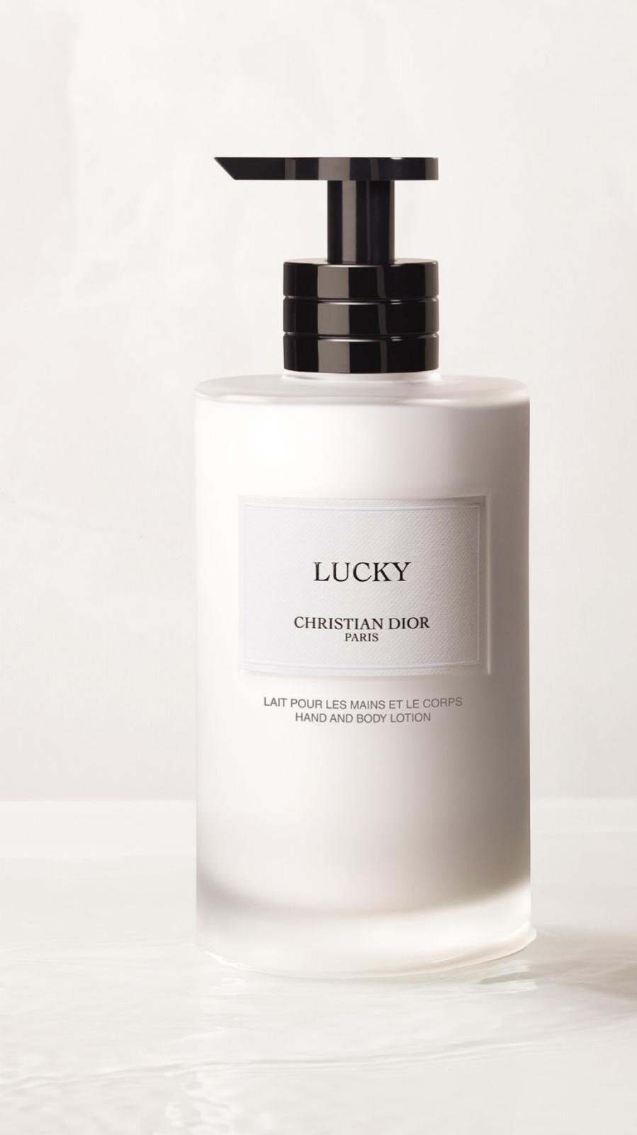 ラ コレクシオン プリヴェ クリスチャン ディオール ハンド＆ボディ ローション 全11種 300mL 14,080円、リフィル 300mL 11,330円