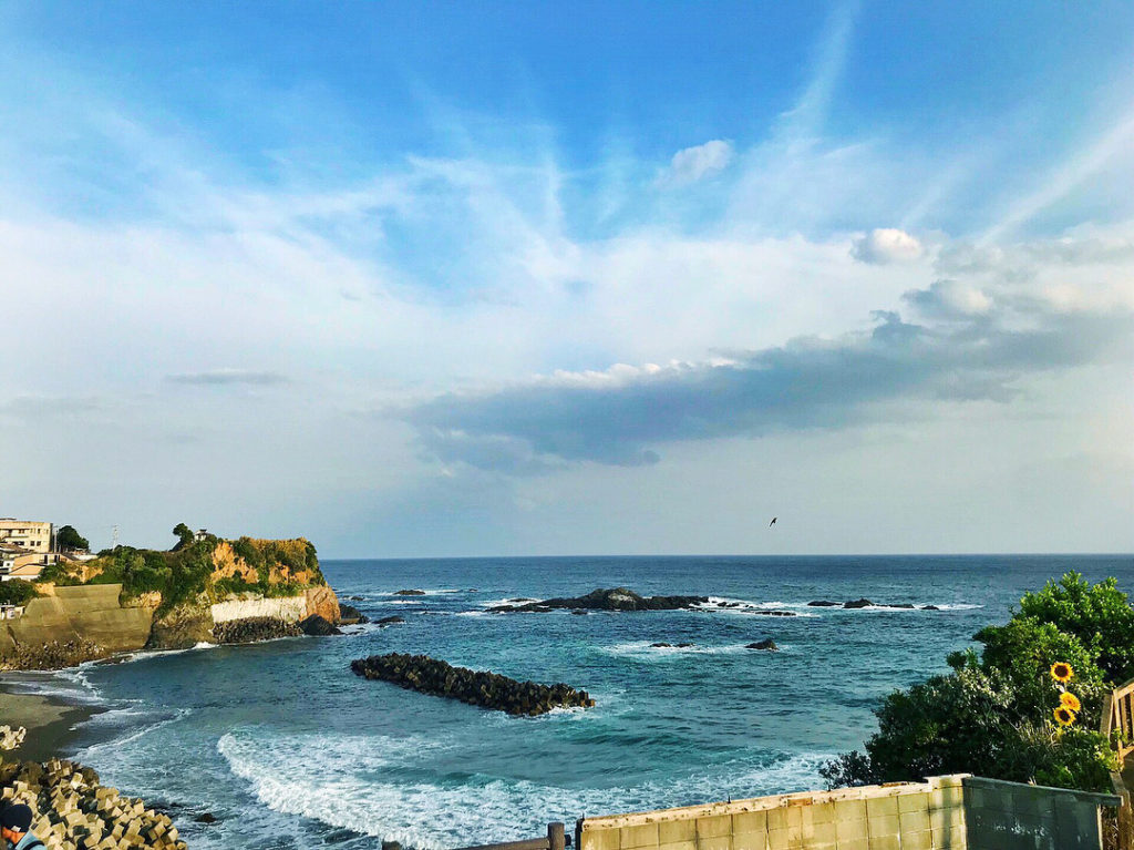 きょうの”青夏”
.
きょうはロケ地のきれいな写真を！
.
ツイッターでは、吟蔵が働く泉屋も公開中です
こちらもみてみてください！
.
#青夏
#8月1日公開
...