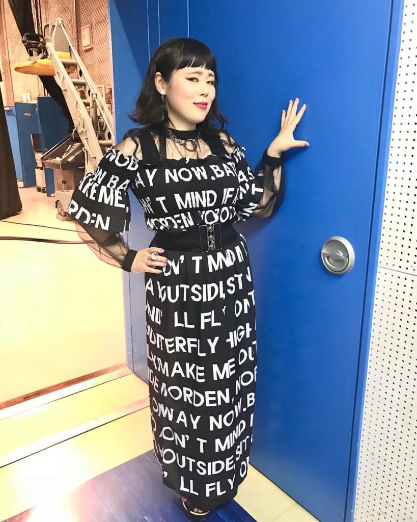 このあと12時から
『メレンゲの気持ち』にブルゾンちえみさんが出演
お見逃しなく
#メレンゲの気持ち
#サバイバルウェディング
#サバ婚
#今夜10時スタート
...