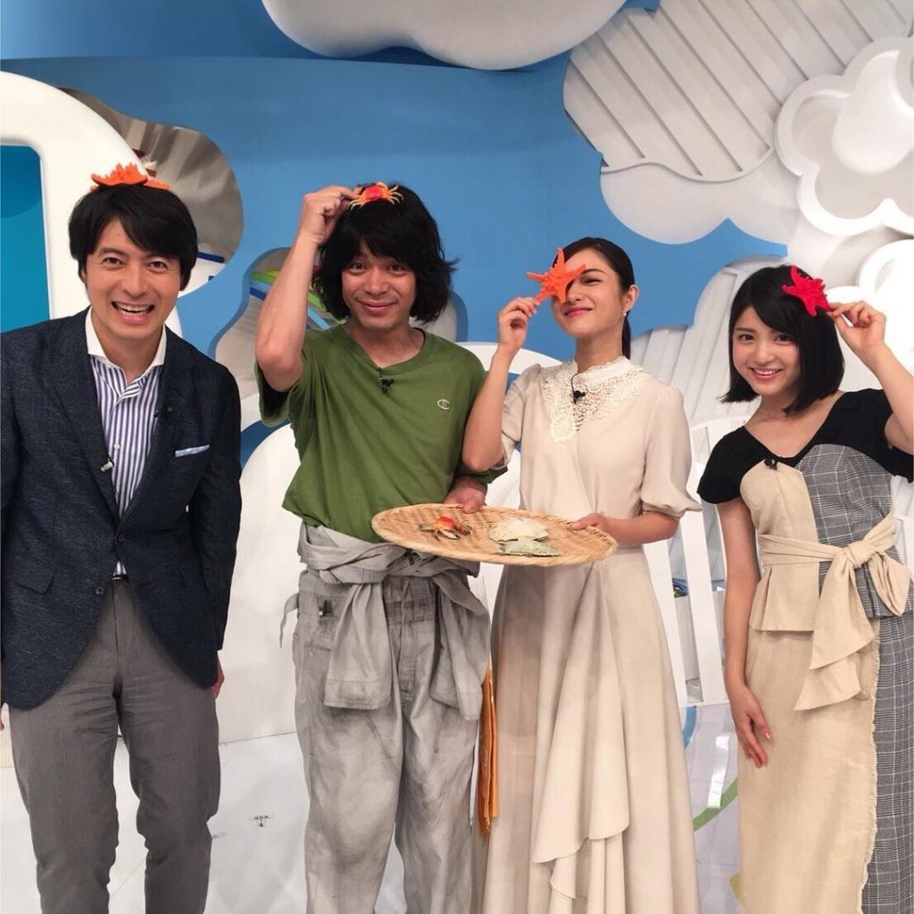 ‪おはようございます！‬
‪『#高嶺の花』ついに今夜スタート！‬ ‪電波ジャック1発目、#ZIP!出演しました。‬ ‪ロールケーキ、とっても美味しかったです♡ ...