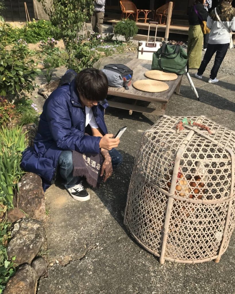 メディア情報
.
本日18:00～FM愛知『#NEXTJAM』に #佐野勇斗 さんが出演
.
撮影中のオフショットもお届け
お楽しみに～～～
.
#青夏
#8月...