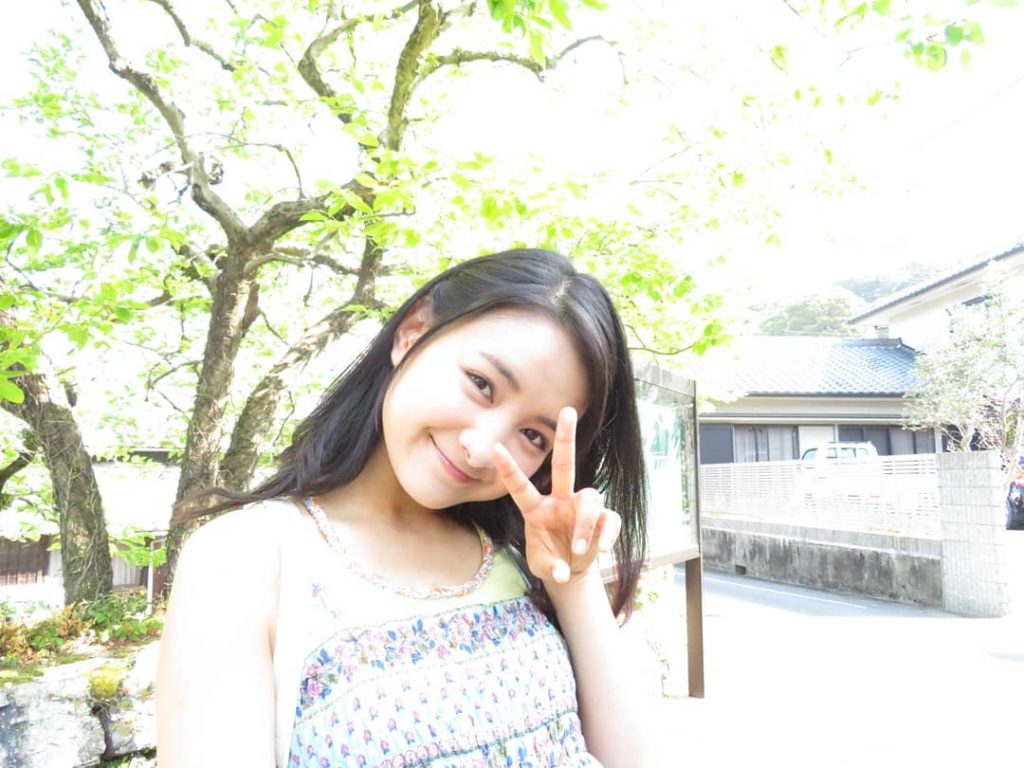 メディア情報
.
本日12:00～NTV『#メレンゲの気持ち』に #葵わかな さんが出演
.
お昼ごはんを食べながら、ぜひチェックしてください
.
#青夏
#8...