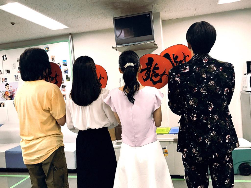 『#高嶺の花』第３話は、このあとすぐ！！ 今夜もオンエア待機中！！
是非ご覧ください！

ガチ勢増えました☆笑

#石原さとみ #峯田和伸 #芳根京子 #千葉雄...